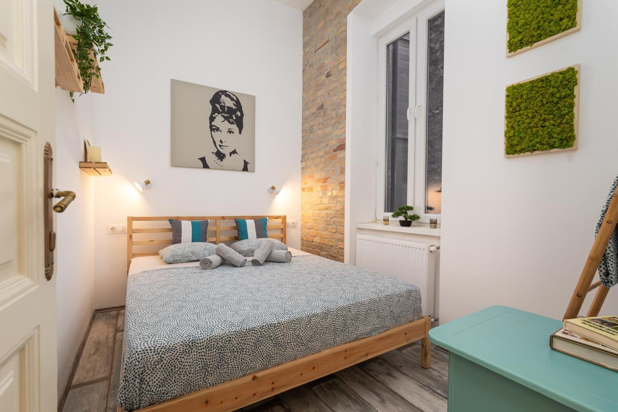 Vintage Loft - Free Private Parking - Metro - Tram - Ac Apartment Budapest